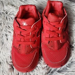 Unisex Nike Huaraches little kids size 7
